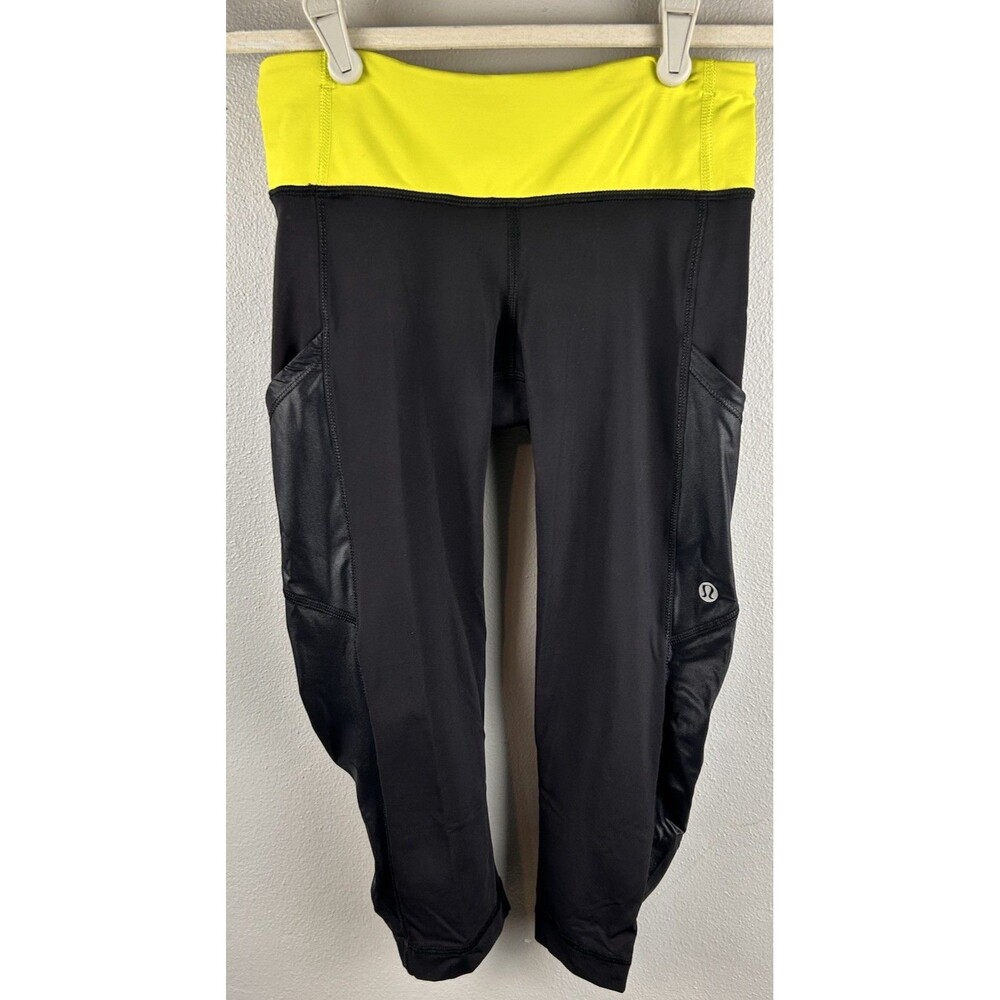 Lululemon Women Size 2 Cut the Crop Black/Antidote Green Yellow Leggings